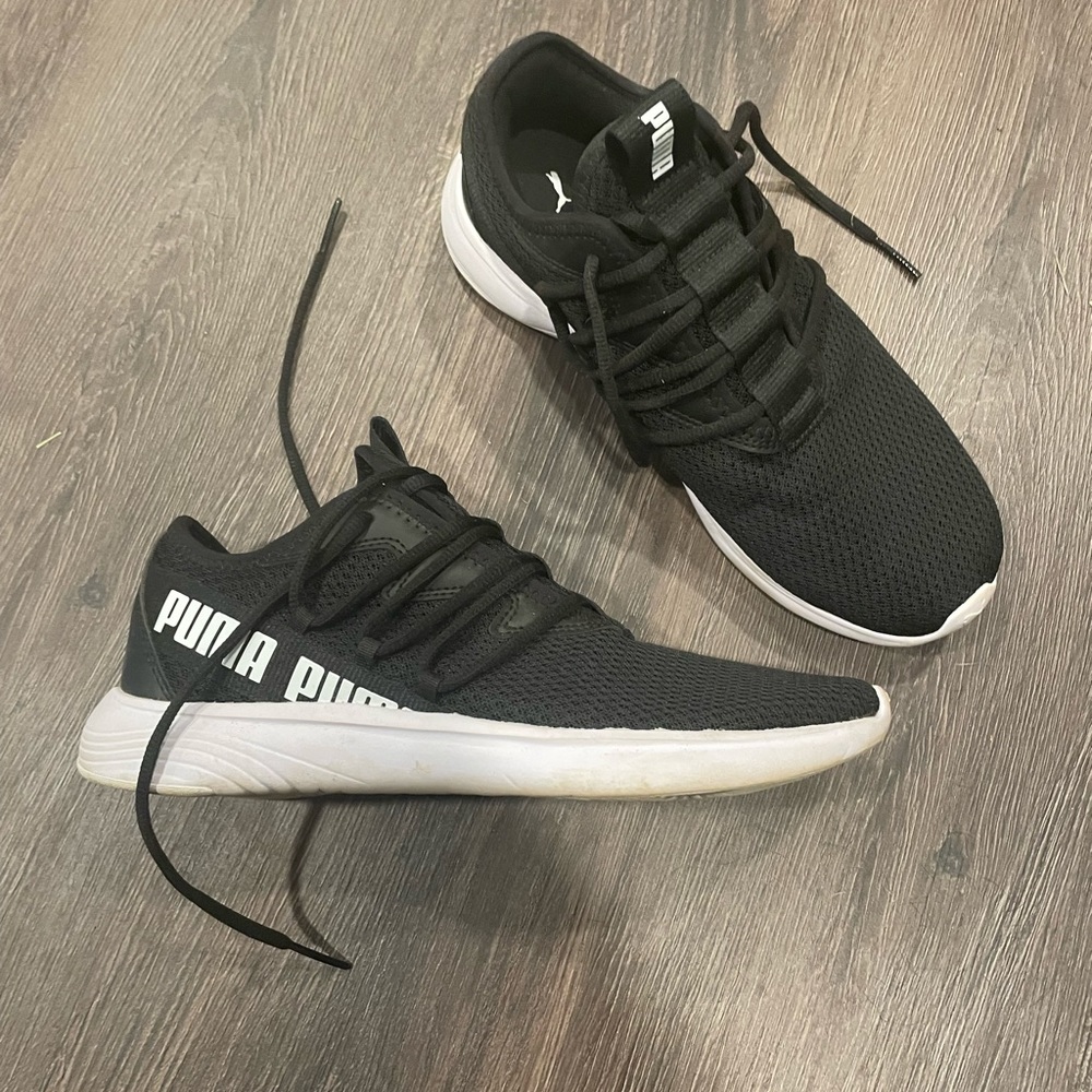 Puma Women’s Sneaker 9